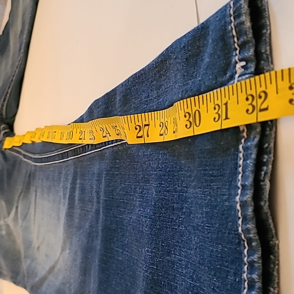 Rerock for Express, distressed, boot cut jeans. Size 8R. - Picture 9 of 10